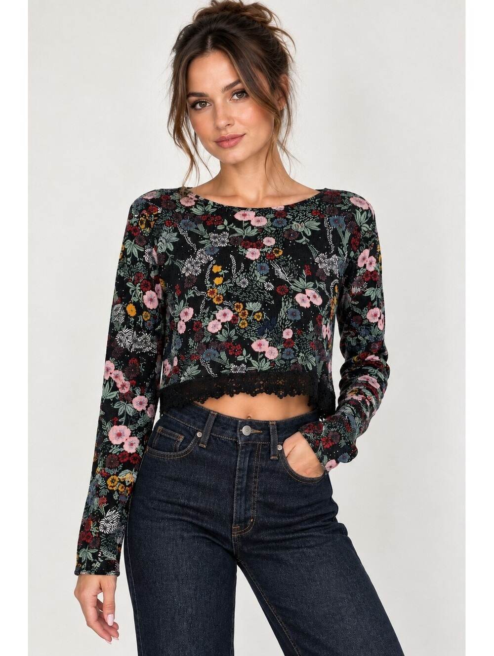 H&M Divided Floral Crochet Trim Cropped Sweater Top M Lace Hem Romantic Grunge
